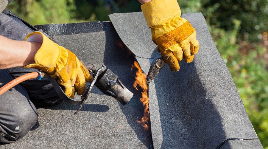 Professional New roof installation in Anguilla, MS